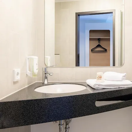 Stuttgart-city Hotel 3*