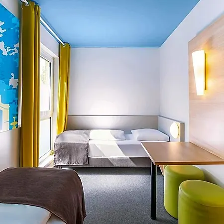 Stuttgart-city 3*